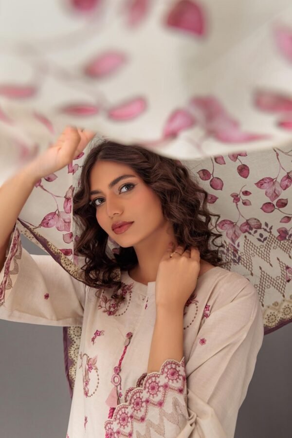 Bonanza Satrangi 3-Piece Embroidered Cambric Suit with Digital Printed Lawn Dupatta